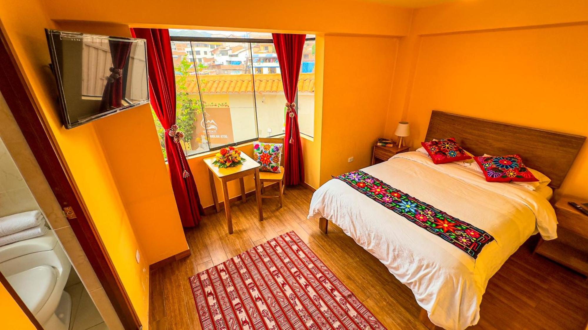 Andean Atoq Albergue
