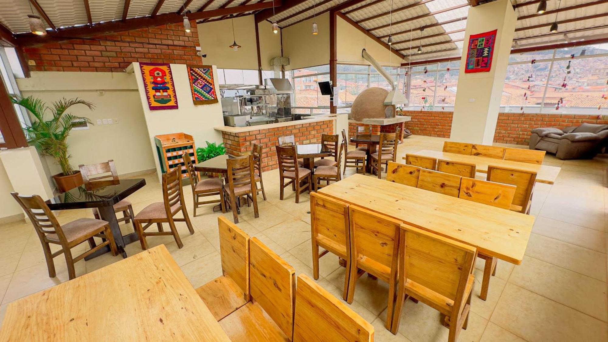 Andean Atoq Albergue Cusco